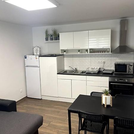 Apartment In Марибор Экстерьер фото