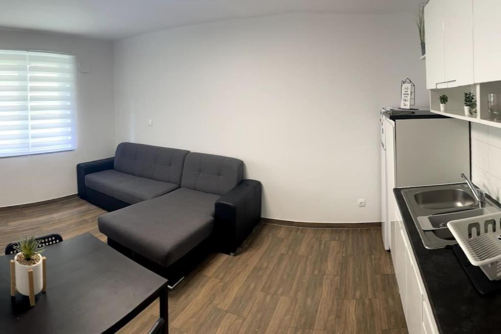 Apartment In Марибор Экстерьер фото